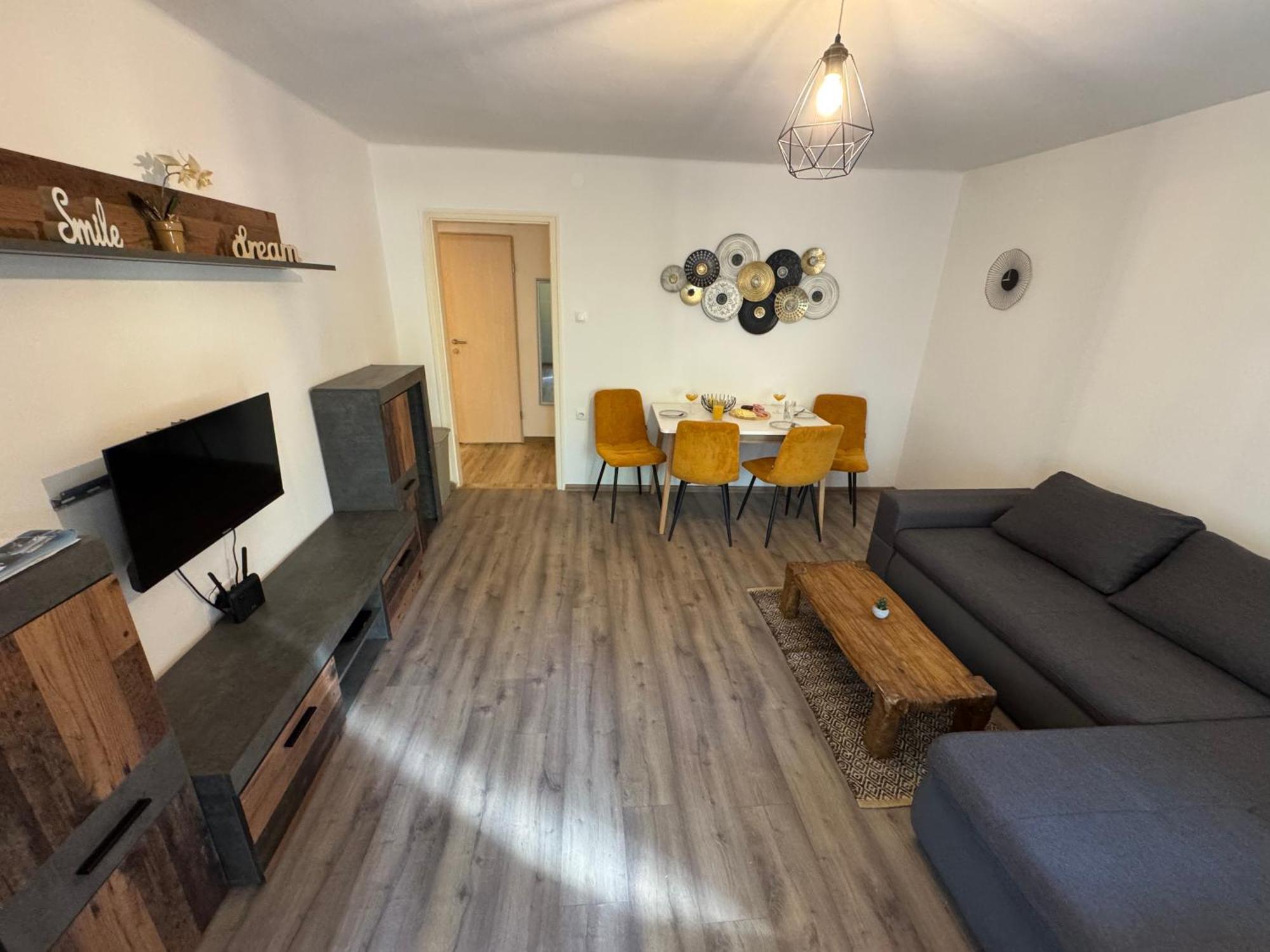Apartment Ela, Kostrena Rijeka Eksteriør billede