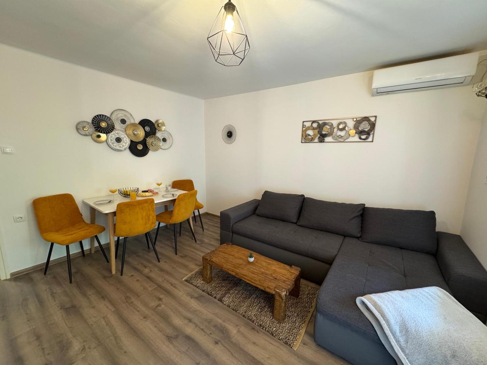 Apartment Ela, Kostrena Rijeka Eksteriør billede